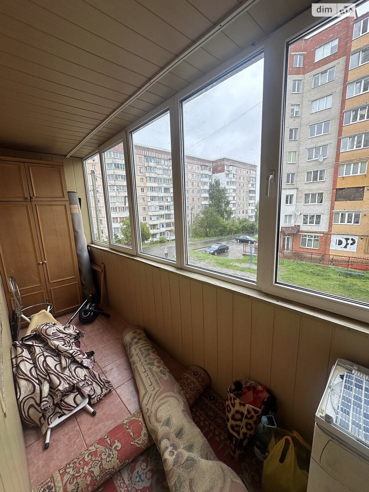 Продаж трикімнатної квартири в Тернополі, на бул. Просвіти 12, район Дружба фото 1 Продаж трикімнатної квартири в Тернополі, на бул. Просвіти 12, район Дружба фото 1