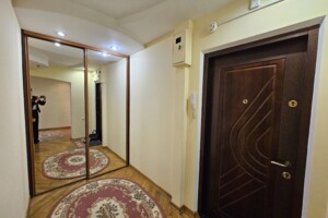 Продаж трикімнатної квартири в Тернополі, на бул. Просвіти, район Дружба фото 2