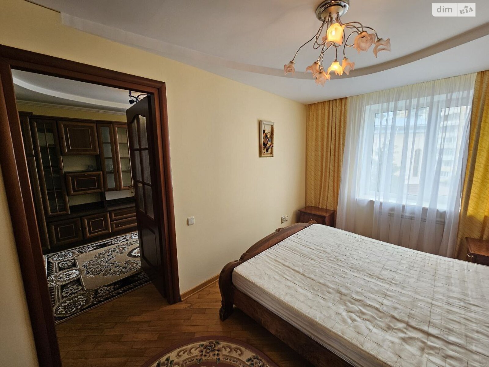Продаж трикімнатної квартири в Тернополі, на бул. Просвіти, район Дружба фото 1 Продаж трикімнатної квартири в Тернополі, на бул. Просвіти, район Дружба фото 1