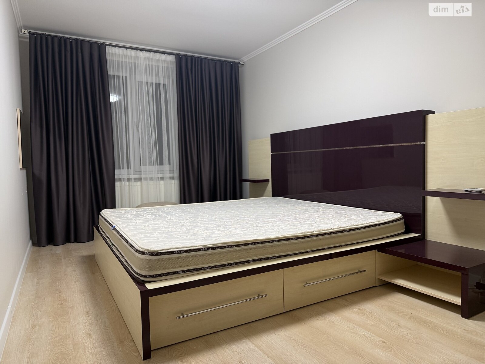 Продажа трехкомнатной квартиры в Тернополе, на бул. Просвещения, район Дружба фото 1