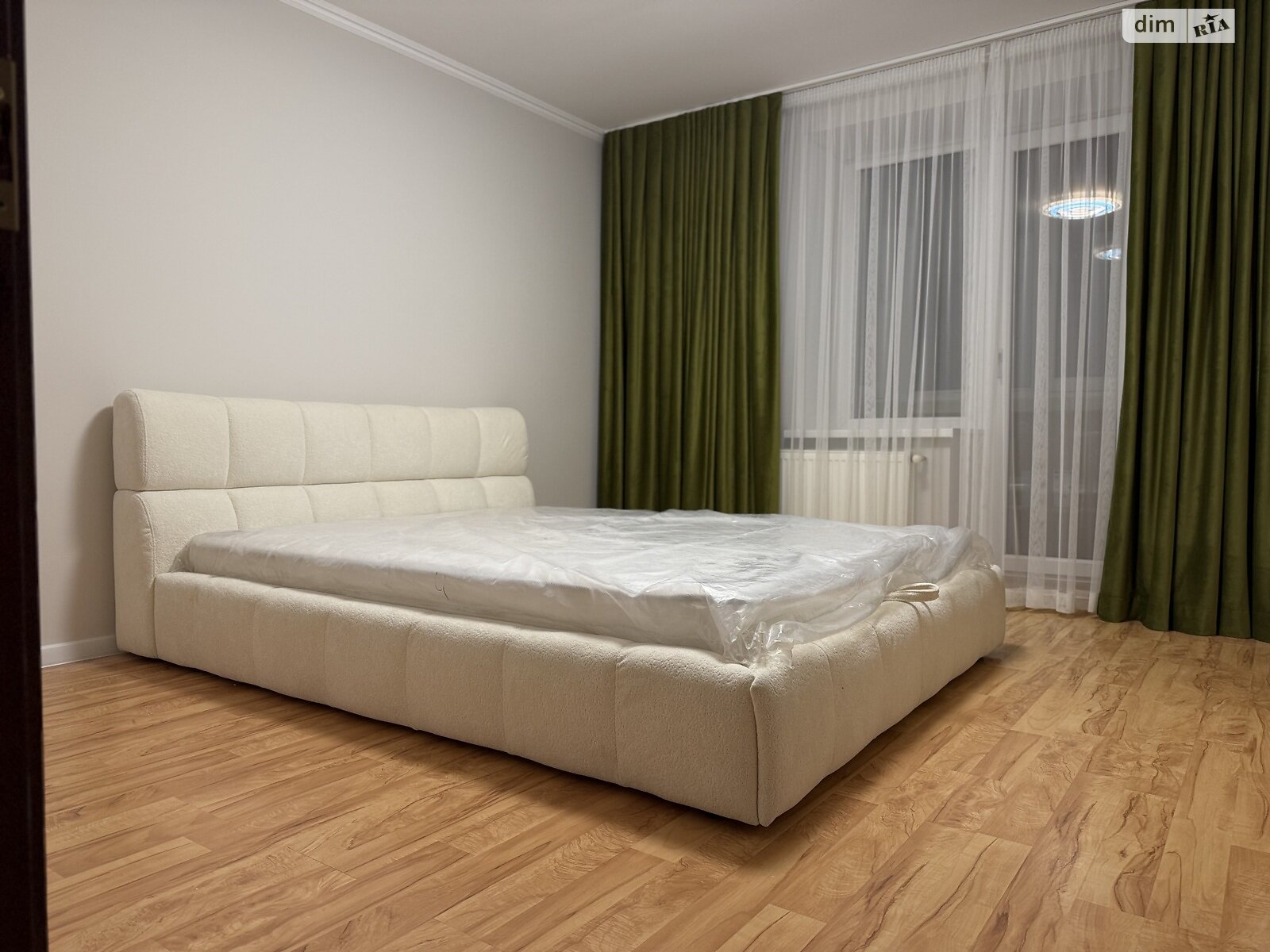 Продажа трехкомнатной квартиры в Тернополе, на бул. Просвещения, район Дружба фото 1