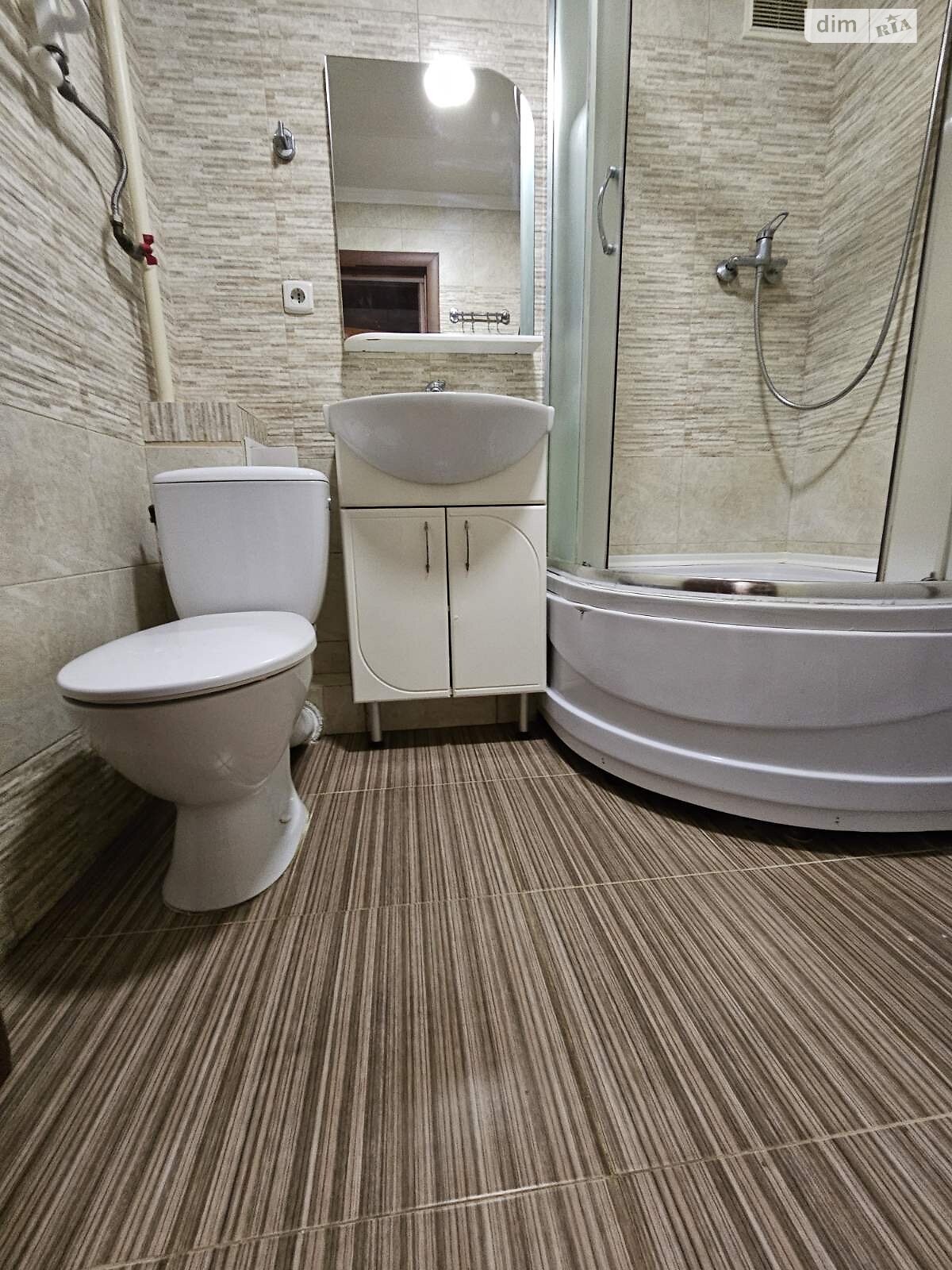 Продажа двухкомнатной квартиры в Тернополе, на бул. Просвещения 13, район Дружба фото 1 Продажа двухкомнатной квартиры в Тернополе, на бул. Просвещения 13, район Дружба фото 1