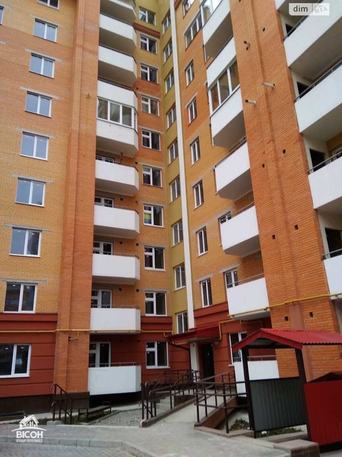 Продажа трехкомнатной квартиры в Тернополе, на ул. Троллейбусная 4В, район Дружба фото 1