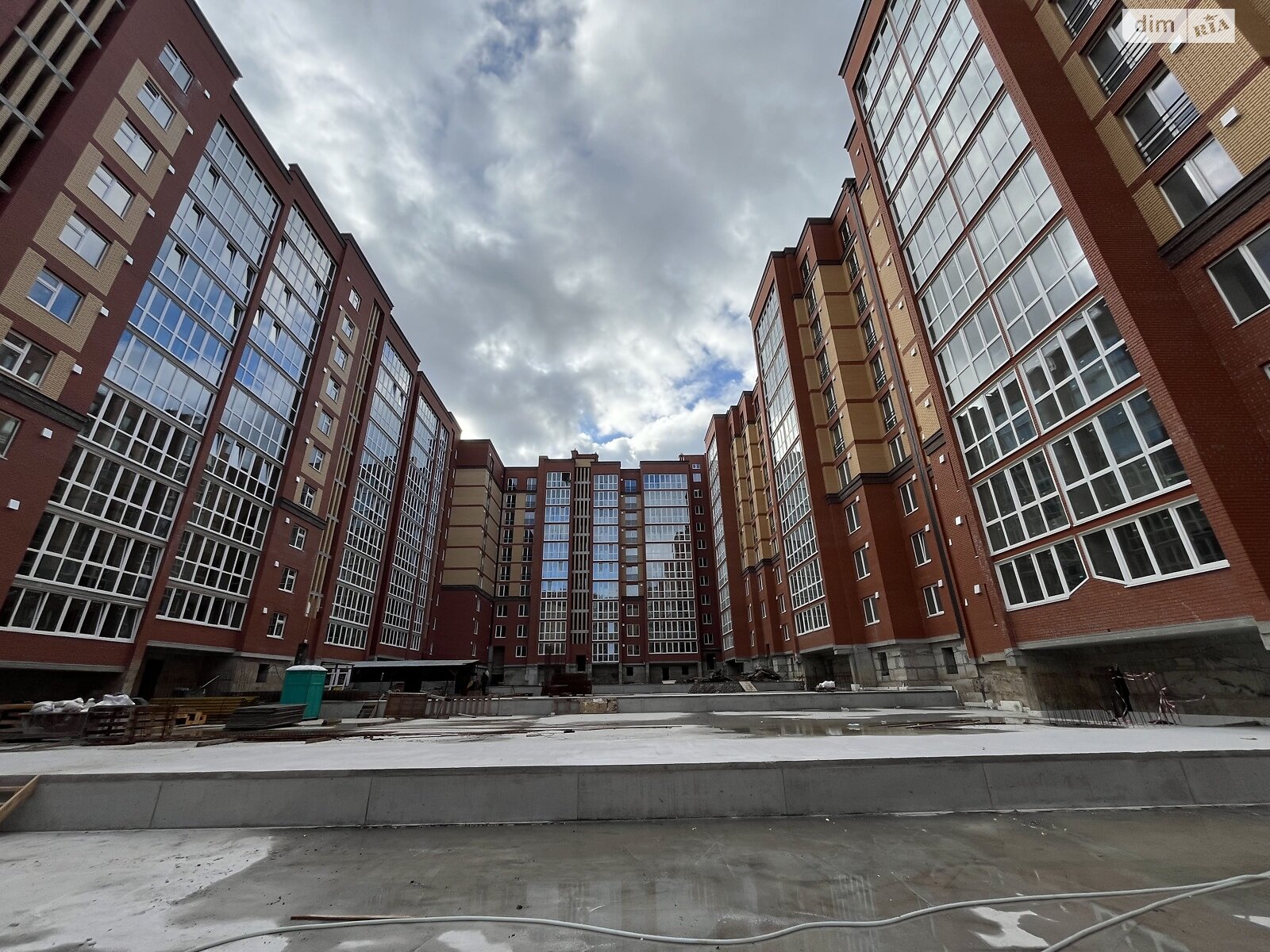 Продажа двухкомнатной квартиры в Тернополе, на ул. Троллейбусная, район Дружба фото 1 Продажа двухкомнатной квартиры в Тернополе, на ул. Троллейбусная, район Дружба фото 1