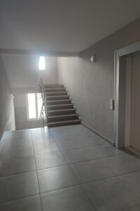 Продаж двокімнатної квартири в Тернополі, на вул. Тролейбусна, район Дружба фото 2