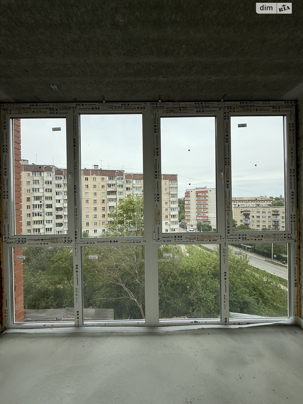 Продаж трикімнатної квартири в Тернополі, на вул. Тролейбусна 7А, район Дружба фото 1 Продаж трикімнатної квартири в Тернополі, на вул. Тролейбусна 7А, район Дружба фото 1