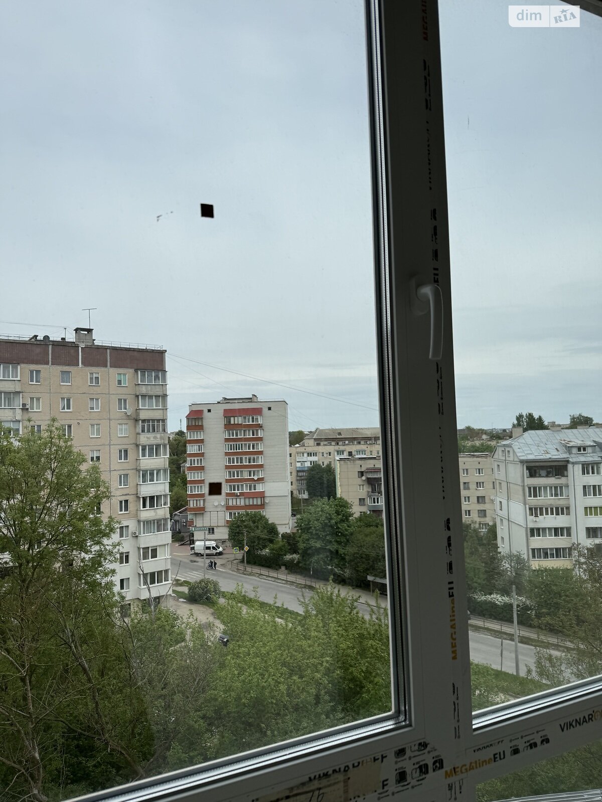 Продаж трикімнатної квартири в Тернополі, на вул. Тролейбусна 7А, район Дружба фото 1 Продаж трикімнатної квартири в Тернополі, на вул. Тролейбусна 7А, район Дружба фото 1