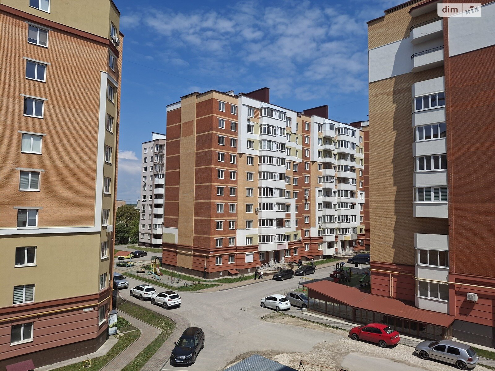 Продажа однокомнатной квартиры в Тернополе, на ул. Троллейбусная, район Дружба фото 1 Продажа однокомнатной квартиры в Тернополе, на ул. Троллейбусная, район Дружба фото 1