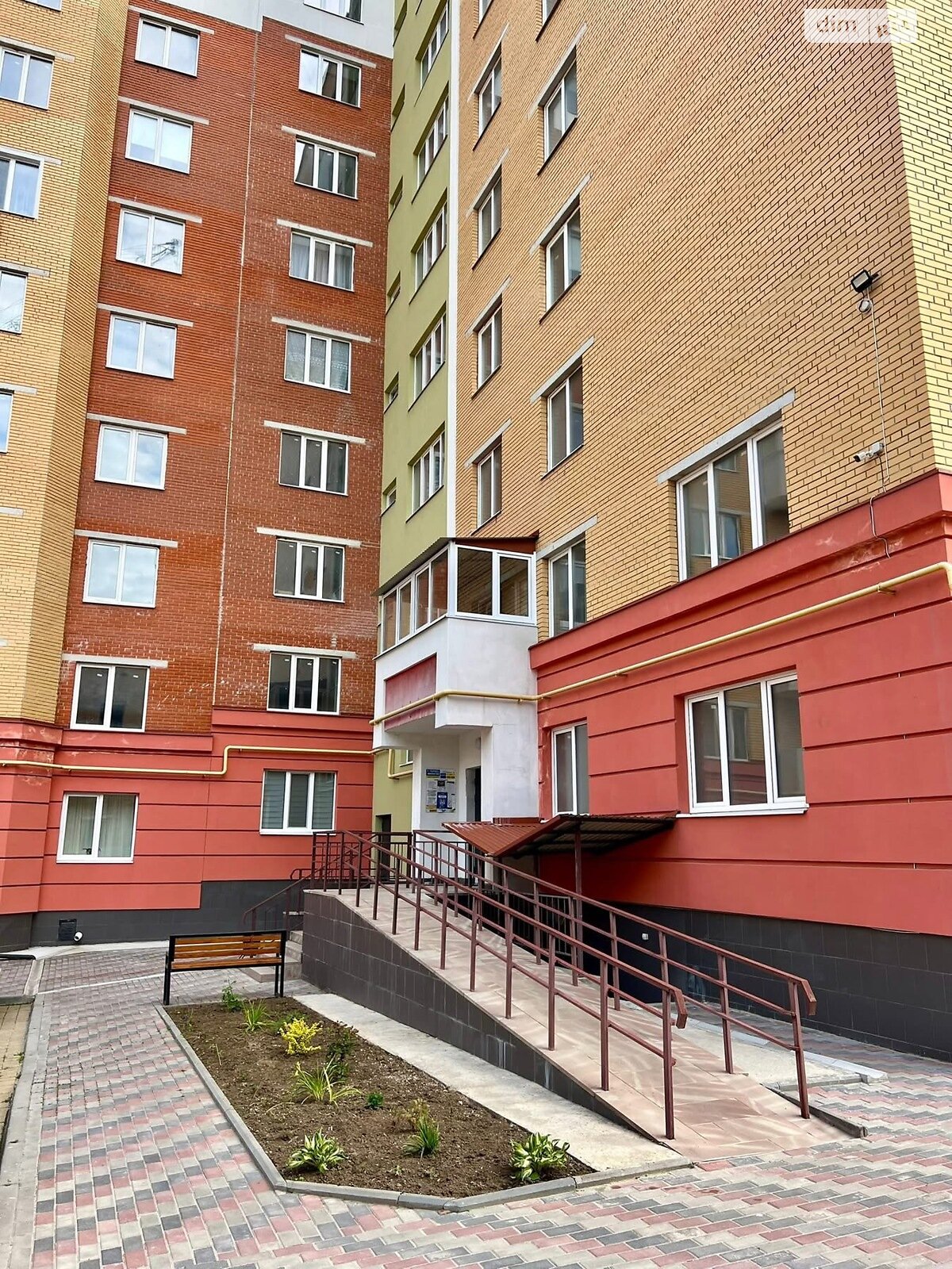 Продаж однокімнатної квартири в Тернополі, на вул. Тролейбусна, район Дружба фото 1