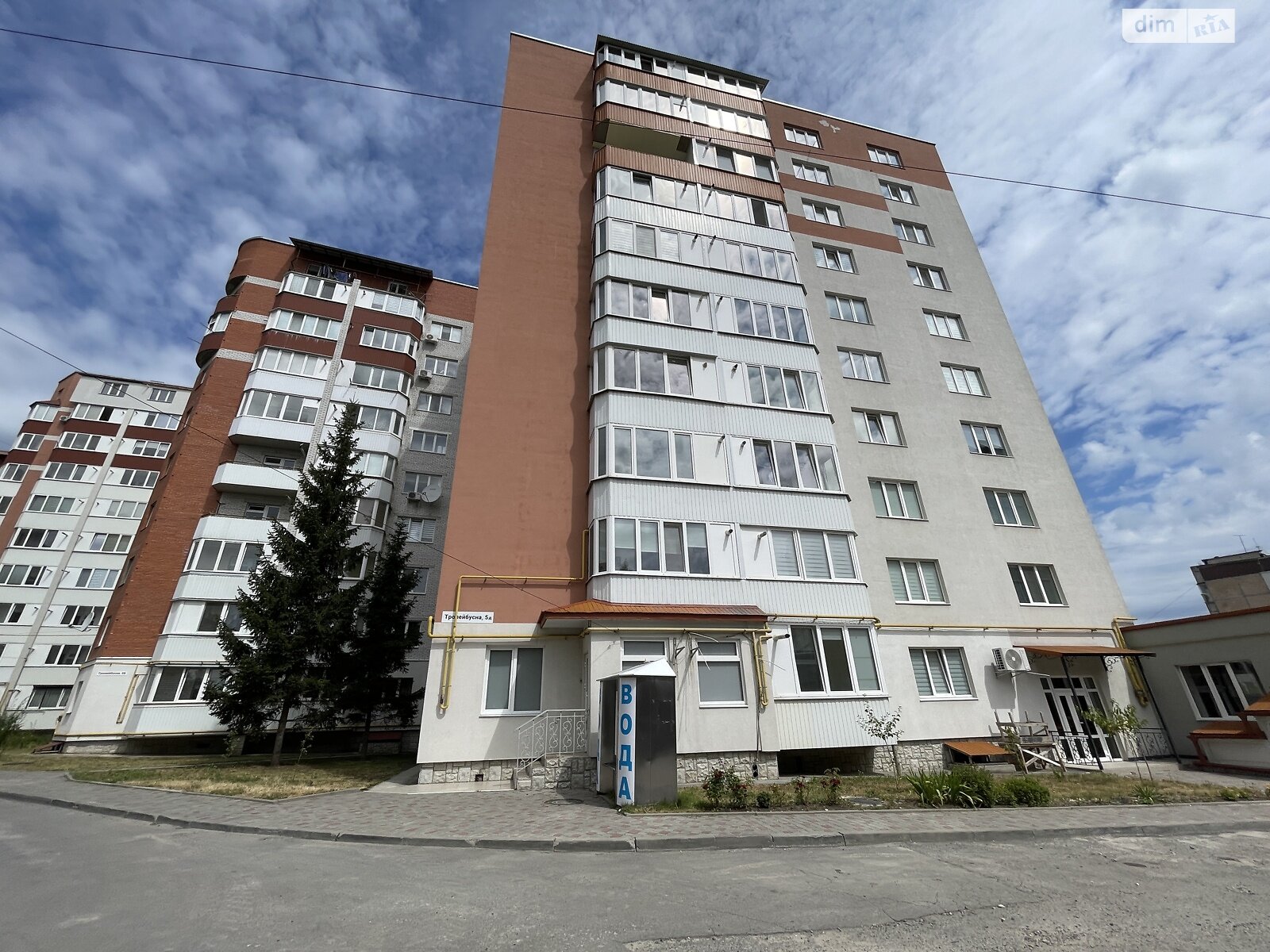 Продаж однокімнатної квартири в Тернополі, на вул. Тролейбусна 5В, район Дружба фото 1 Продаж однокімнатної квартири в Тернополі, на вул. Тролейбусна 5В, район Дружба фото 1