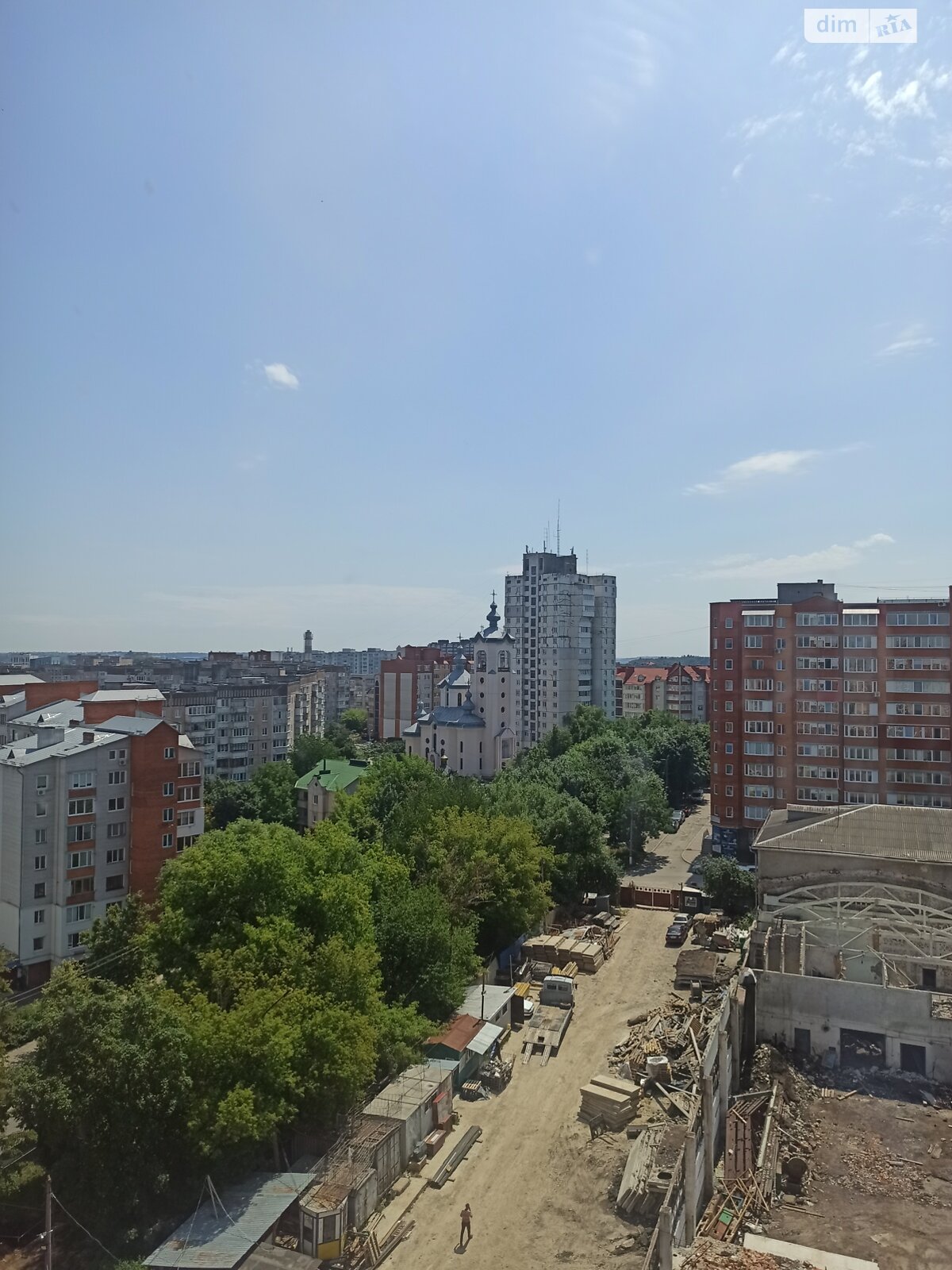 Продаж трикімнатної квартири в Тернополі, на вул. Тролейбусна, район Дружба фото 1 Продаж трикімнатної квартири в Тернополі, на вул. Тролейбусна, район Дружба фото 1