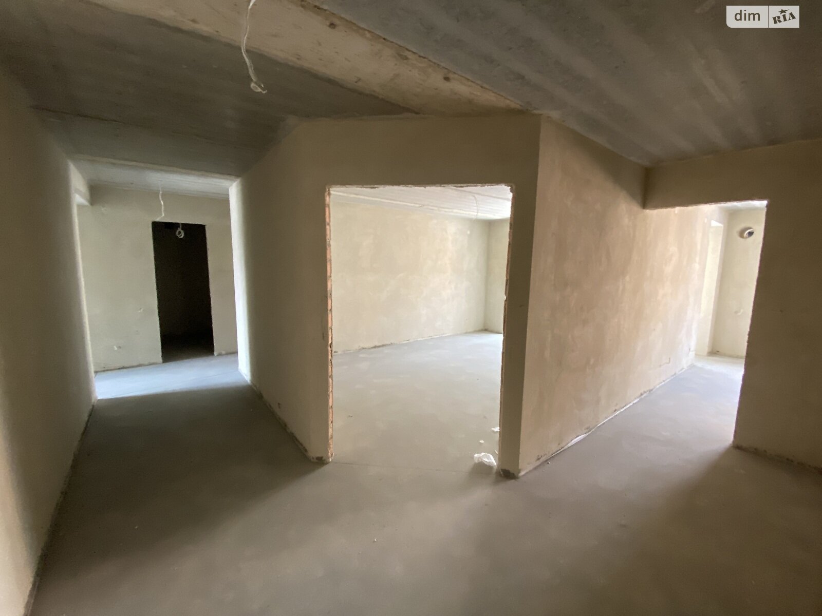 Продажа трехкомнатной квартиры в Тернополе, на ул. Троллейбусная 7А, район Дружба фото 1 Продажа трехкомнатной квартиры в Тернополе, на ул. Троллейбусная 7А, район Дружба фото 1