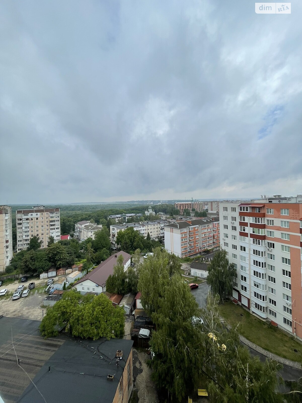 Продажа трехкомнатной квартиры в Тернополе, на ул. Троллейбусная 3Б, район Дружба фото 1 Продажа трехкомнатной квартиры в Тернополе, на ул. Троллейбусная 3Б, район Дружба фото 1