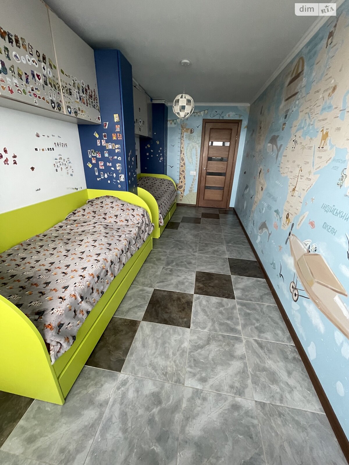 Продажа трехкомнатной квартиры в Тернополе, на ул. Троллейбусная 3Б, район Дружба фото 1 Продажа трехкомнатной квартиры в Тернополе, на ул. Троллейбусная 3Б, район Дружба фото 1