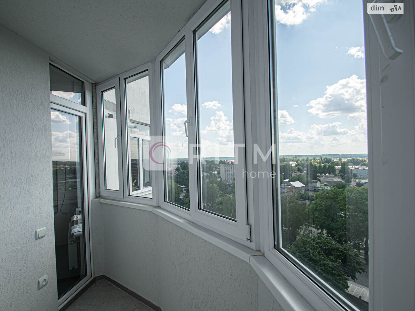 Продажа двухкомнатной квартиры в Тернополе, на ул. Троллейбусная 3Б, район Дружба фото 1 Продажа двухкомнатной квартиры в Тернополе, на ул. Троллейбусная 3Б, район Дружба фото 1