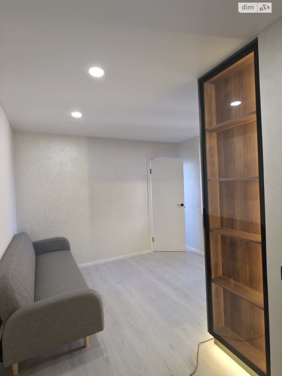 Продажа однокомнатной квартиры в Тернополе, на ул. Троллейбусная, район Дружба фото 1 Продажа однокомнатной квартиры в Тернополе, на ул. Троллейбусная, район Дружба фото 1