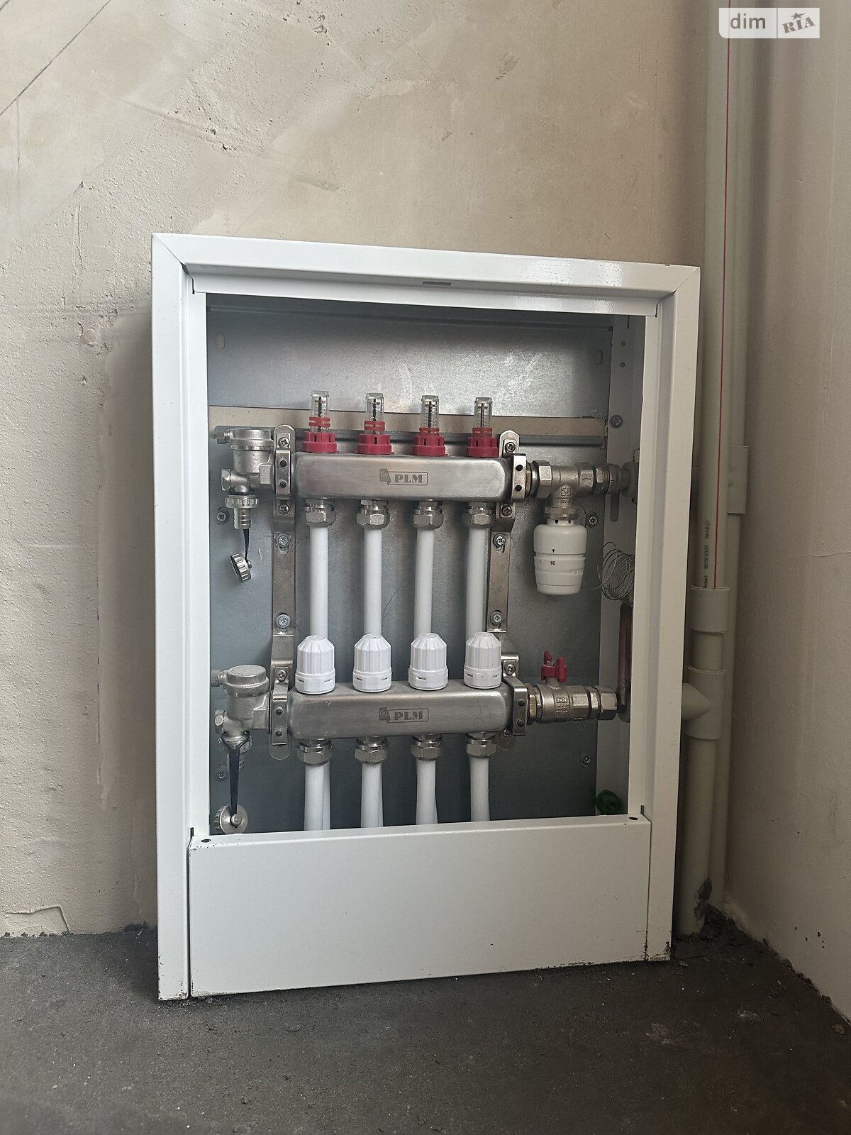 Продажа трехкомнатной квартиры в Тернополе, на ул. Троллейбусная 5, район Дружба фото 1