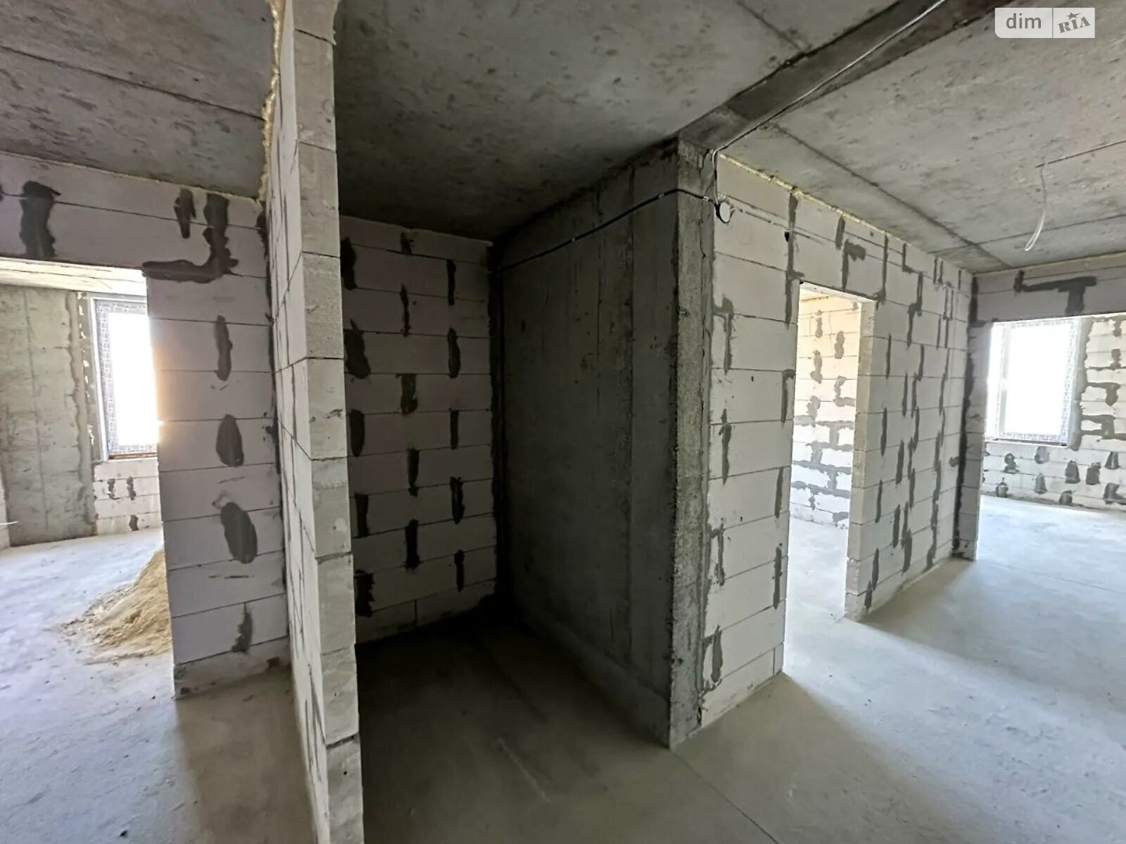 Продажа трехкомнатной квартиры в Тернополе, на ул. Троллейбусная 13, район Дружба фото 1