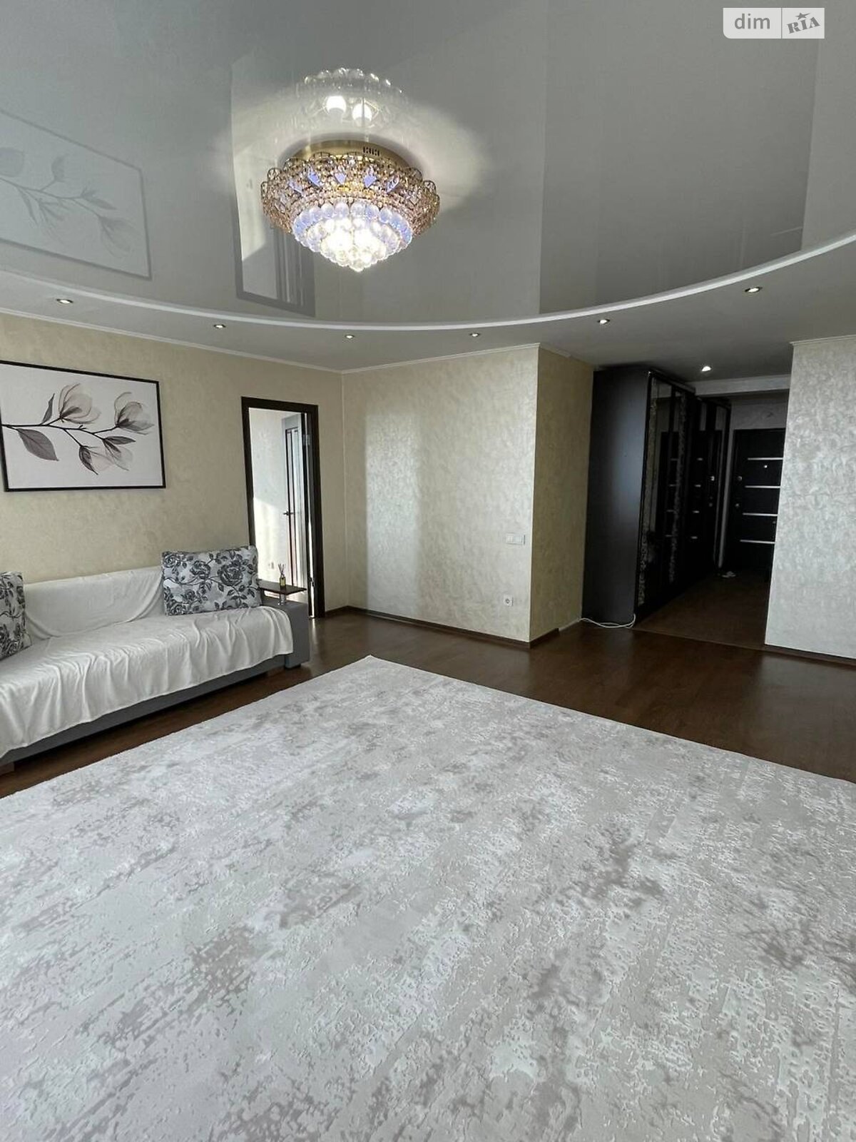 Продажа трехкомнатной квартиры в Тернополе, на ул. Троллейбусная 9Б, район Дружба фото 1