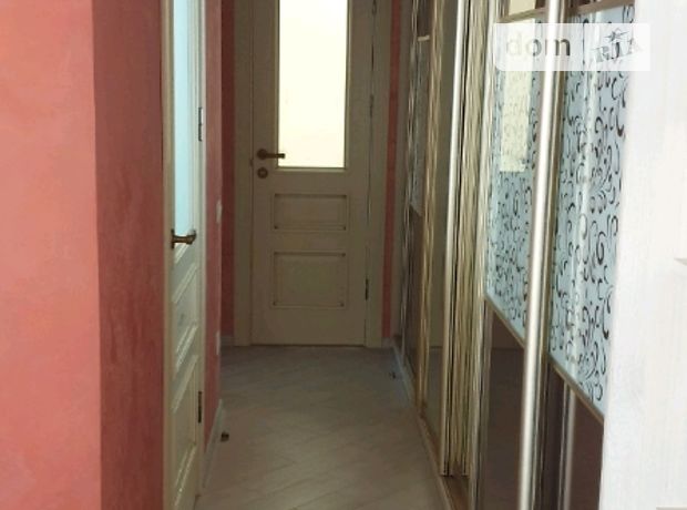 Продажа трехкомнатной квартиры в Тернополе, на ул. Троллейбусная район Дружба фото 1 Продажа трехкомнатной квартиры в Тернополе, на ул. Троллейбусная район Дружба фото 1