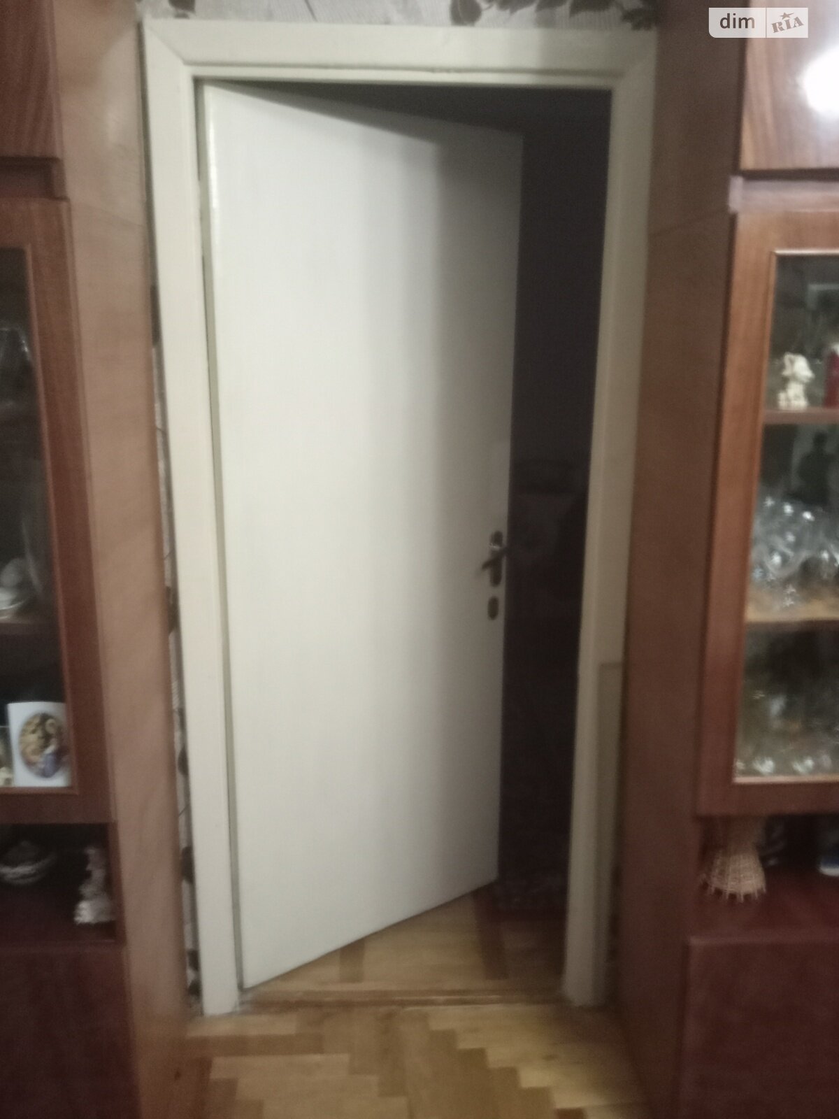 Продажа пятикомнатной квартиры в Тернополе, на ул. Владимира Лучаковского, район Дружба фото 1 Продажа пятикомнатной квартиры в Тернополе, на ул. Владимира Лучаковского, район Дружба фото 1