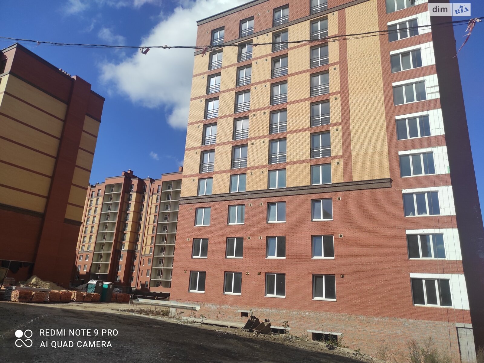 Продажа трехкомнатной квартиры в Тернополе, на ул. Владимира Лучаковского 7, район Дружба фото 1 Продажа трехкомнатной квартиры в Тернополе, на ул. Владимира Лучаковского 7, район Дружба фото 1