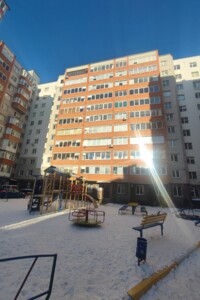 Продажа трехкомнатной квартиры в Тернополе, на ул. Владимира Лучаковского, район Дружба фото 2