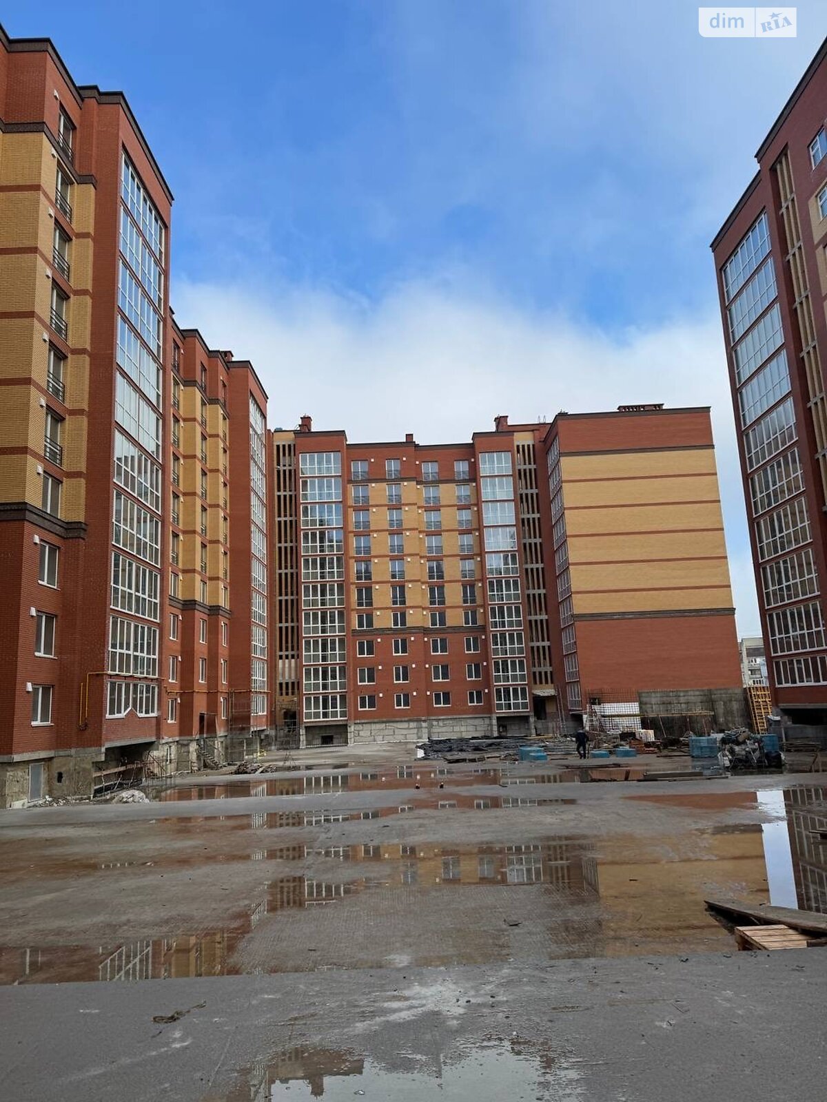 Продажа однокомнатной квартиры в Тернополе, на ул. Владимира Лучаковского, район Дружба фото 1 Продажа однокомнатной квартиры в Тернополе, на ул. Владимира Лучаковского, район Дружба фото 1