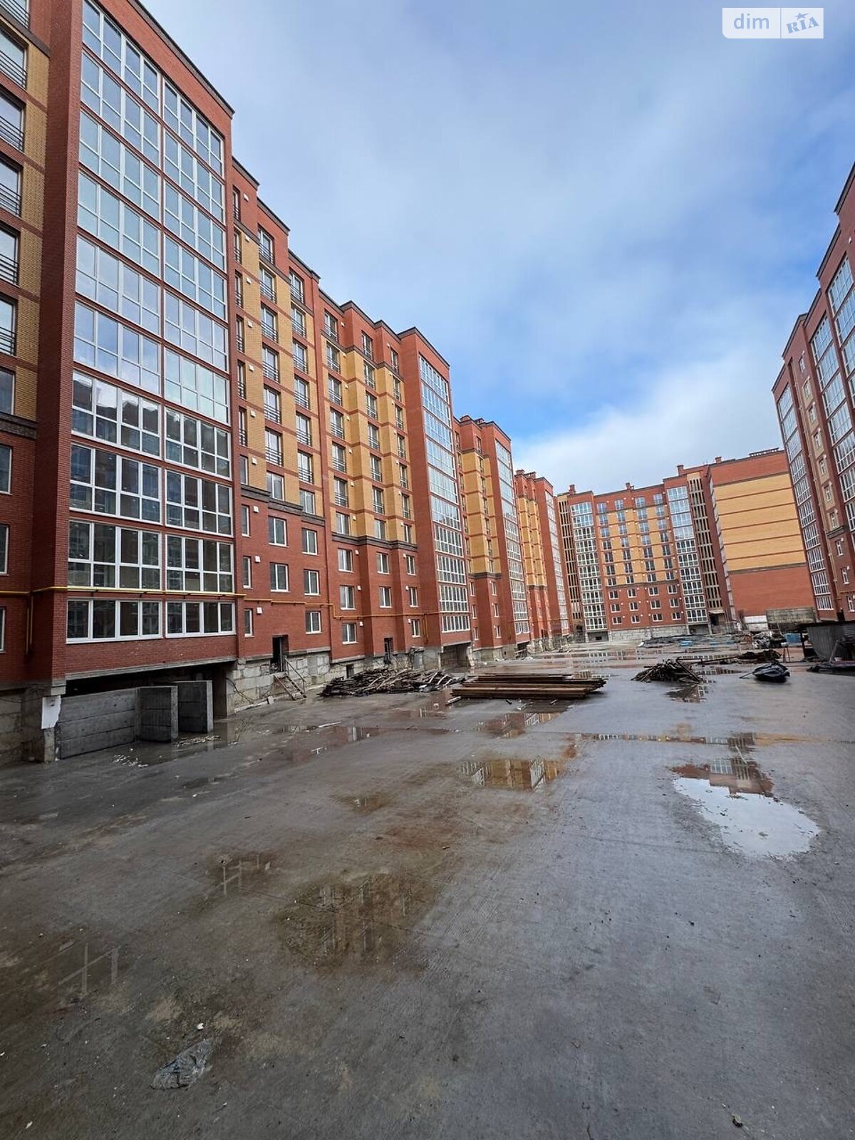 Продажа однокомнатной квартиры в Тернополе, на ул. Владимира Лучаковского, район Дружба фото 1 Продажа однокомнатной квартиры в Тернополе, на ул. Владимира Лучаковского, район Дружба фото 1
