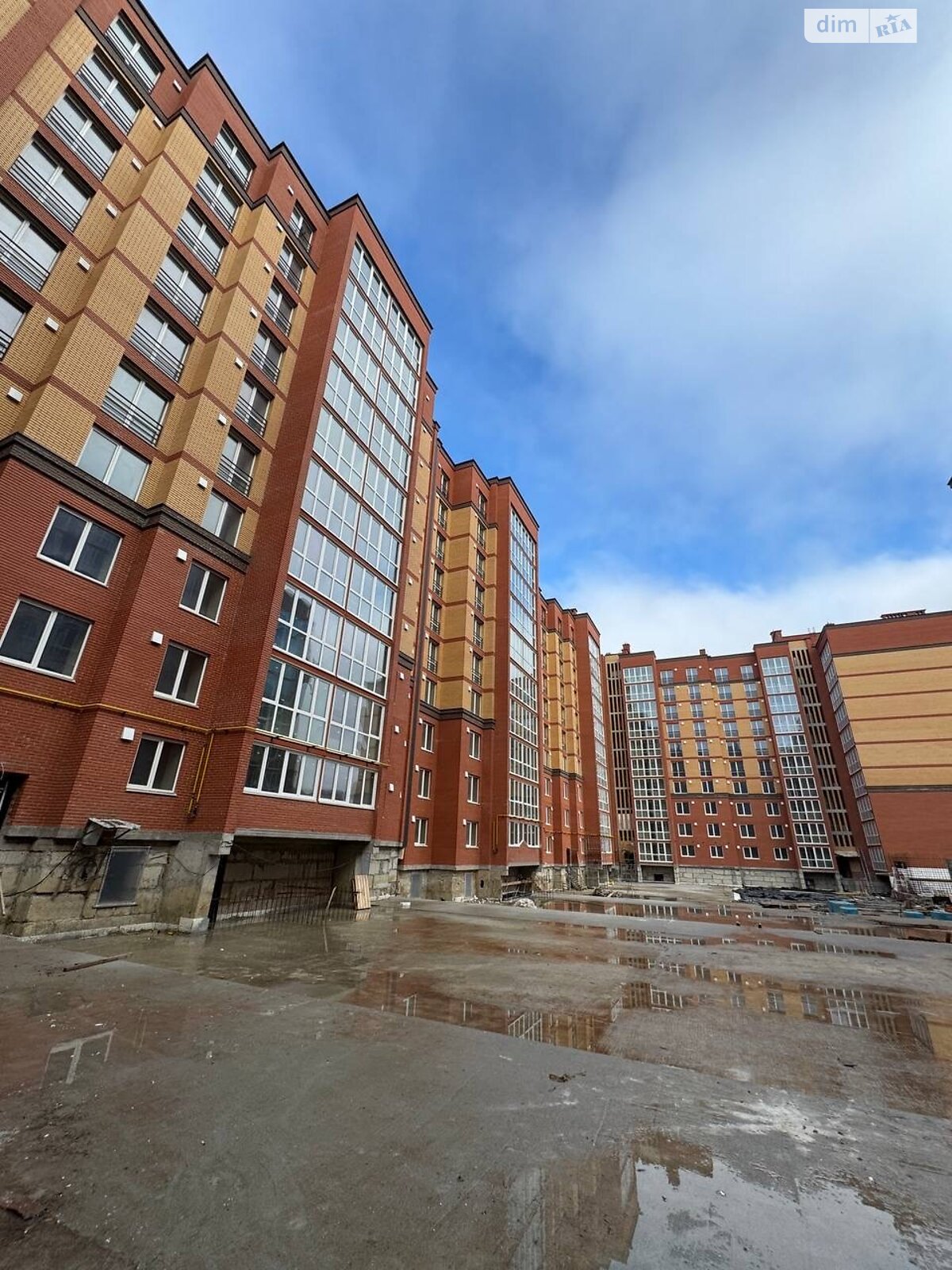 Продажа однокомнатной квартиры в Тернополе, на ул. Владимира Лучаковского, район Дружба фото 1 Продажа однокомнатной квартиры в Тернополе, на ул. Владимира Лучаковского, район Дружба фото 1