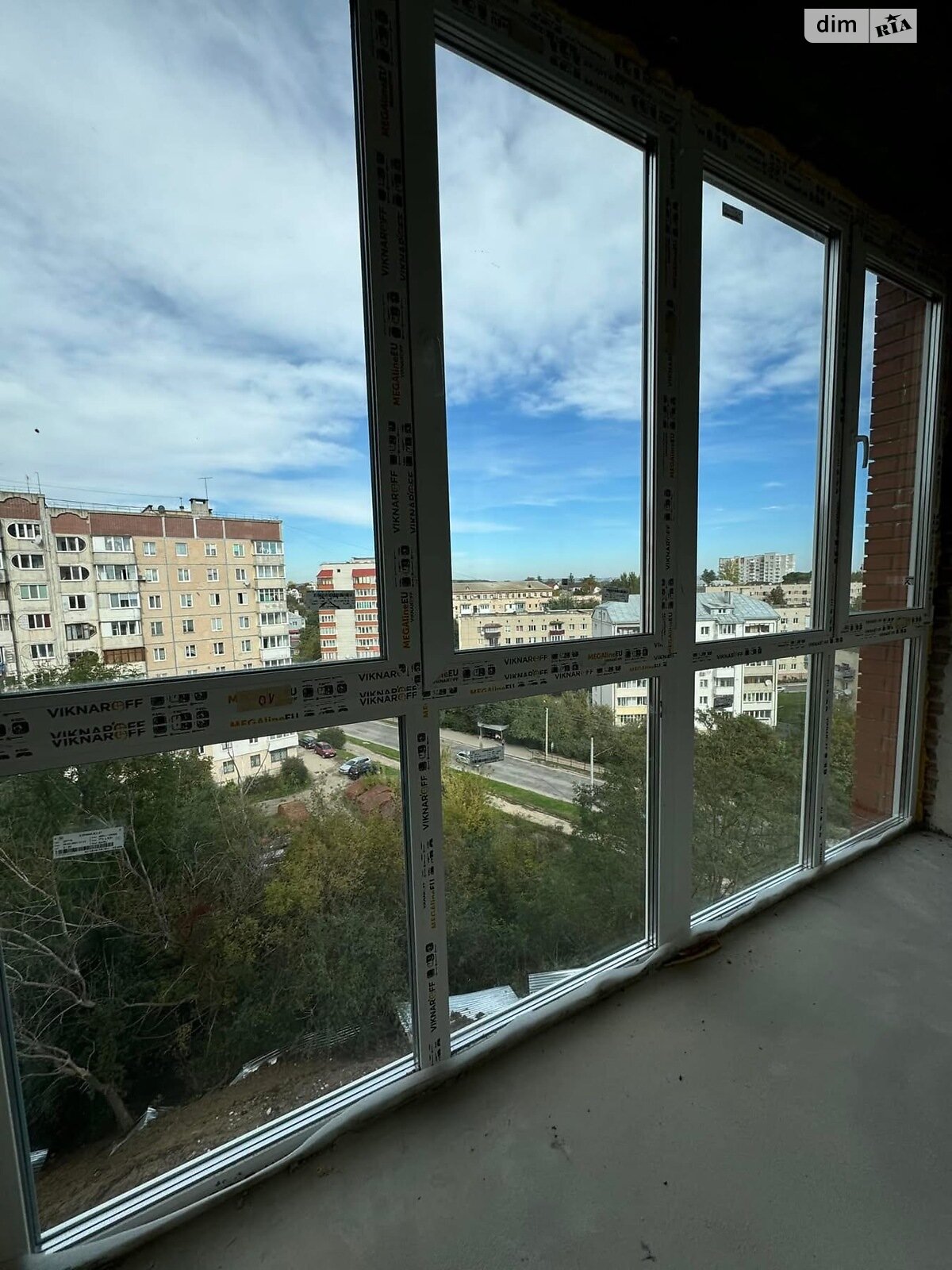 Продажа трехкомнатной квартиры в Тернополе, на ул. Владимира Лучаковского, район Дружба фото 1 Продажа трехкомнатной квартиры в Тернополе, на ул. Владимира Лучаковского, район Дружба фото 1