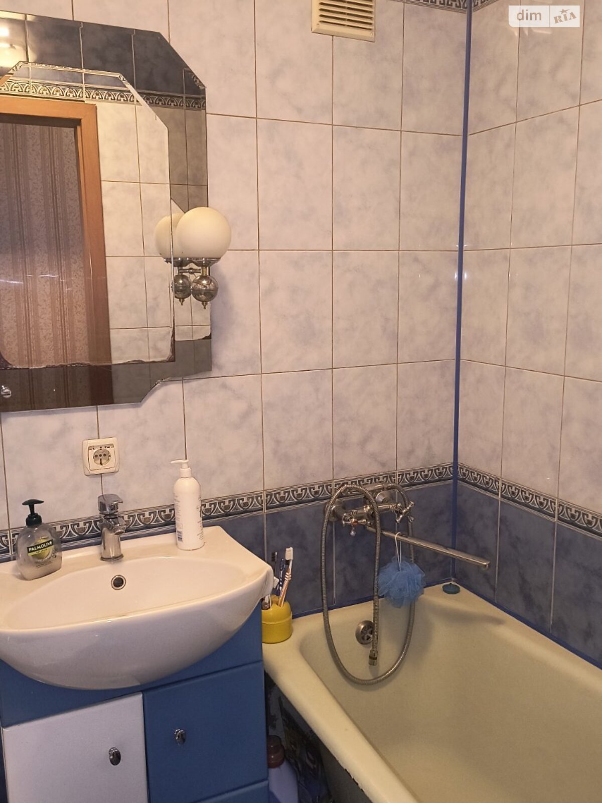 Продаж однокімнатної квартири в Тернополі, на вул. Володимира Лучаковського 10, район Дружба фото 1 Продаж однокімнатної квартири в Тернополі, на вул. Володимира Лучаковського 10, район Дружба фото 1