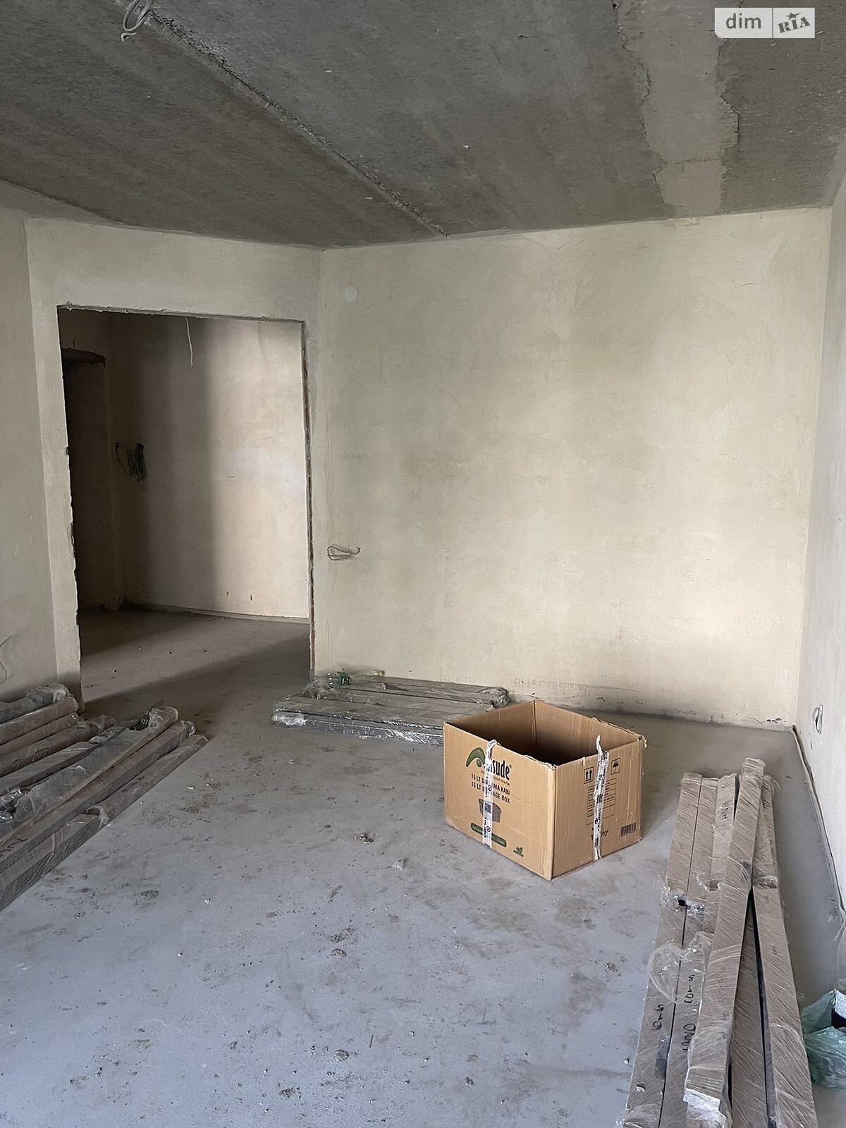 Продаж трикімнатної квартири в Тернополі, на вул. Володимира Лучаковського, район Дружба фото 1 Продаж трикімнатної квартири в Тернополі, на вул. Володимира Лучаковського, район Дружба фото 1