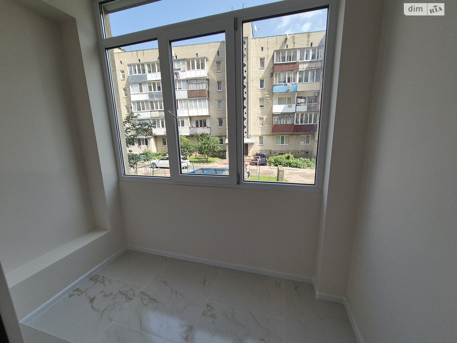 Продажа трехкомнатной квартиры в Тернополе, на ул. Владимира Лучаковского 6А, район Дружба фото 1 Продажа трехкомнатной квартиры в Тернополе, на ул. Владимира Лучаковского 6А, район Дружба фото 1