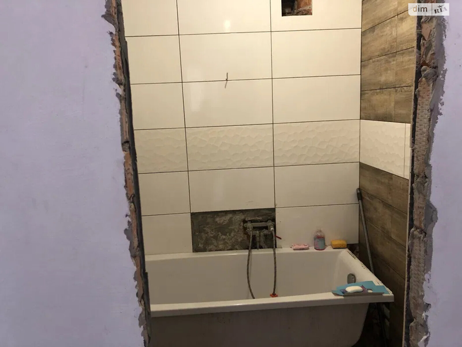 Продажа двухкомнатной квартиры в Тернополе, на ул. Владимира Лучаковского, район Дружба фото 1 Продажа двухкомнатной квартиры в Тернополе, на ул. Владимира Лучаковского, район Дружба фото 1