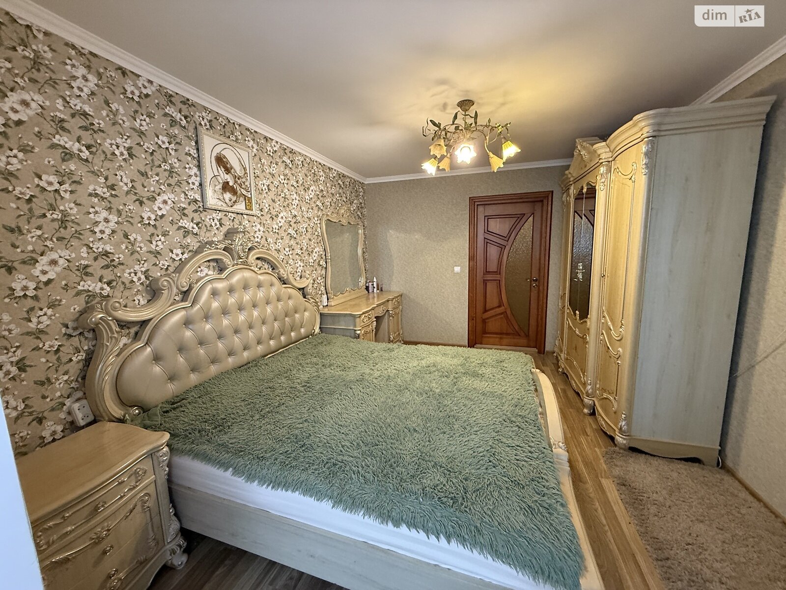 Продажа трехкомнатной квартиры в Тернополе, на ул. Владимира Лучаковского, район Дружба фото 1 Продажа трехкомнатной квартиры в Тернополе, на ул. Владимира Лучаковского, район Дружба фото 1