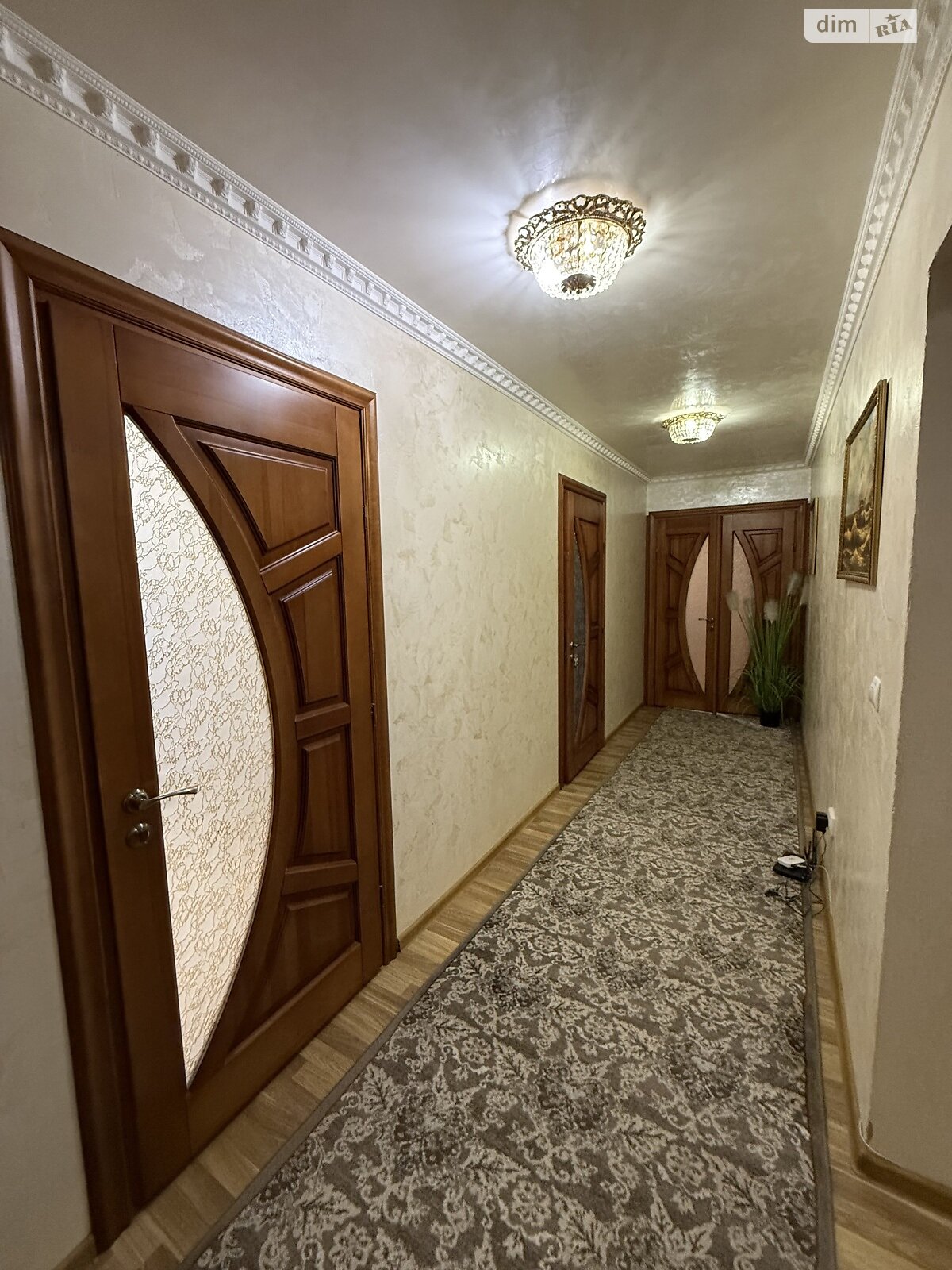 Продажа трехкомнатной квартиры в Тернополе, на ул. Владимира Лучаковского, район Дружба фото 1 Продажа трехкомнатной квартиры в Тернополе, на ул. Владимира Лучаковского, район Дружба фото 1