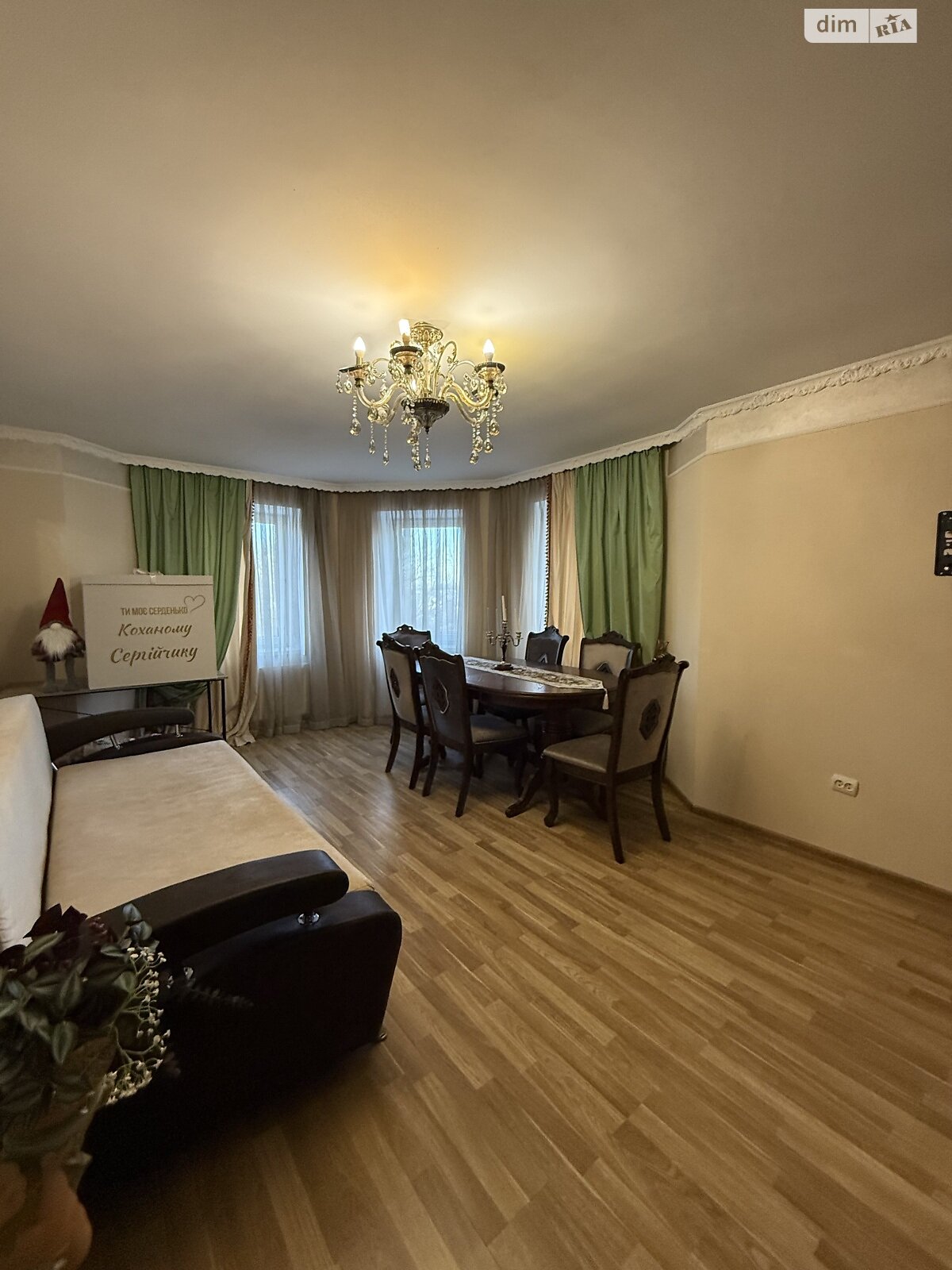 Продажа трехкомнатной квартиры в Тернополе, на ул. Владимира Лучаковского, район Дружба фото 1 Продажа трехкомнатной квартиры в Тернополе, на ул. Владимира Лучаковского, район Дружба фото 1