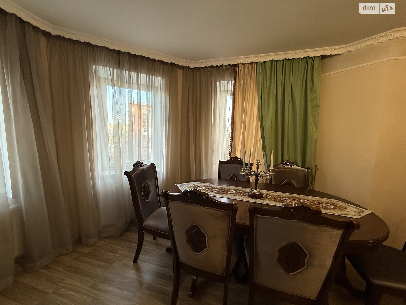 Продажа трехкомнатной квартиры в Тернополе, на ул. Владимира Лучаковского, район Дружба фото 1 Продажа трехкомнатной квартиры в Тернополе, на ул. Владимира Лучаковского, район Дружба фото 1