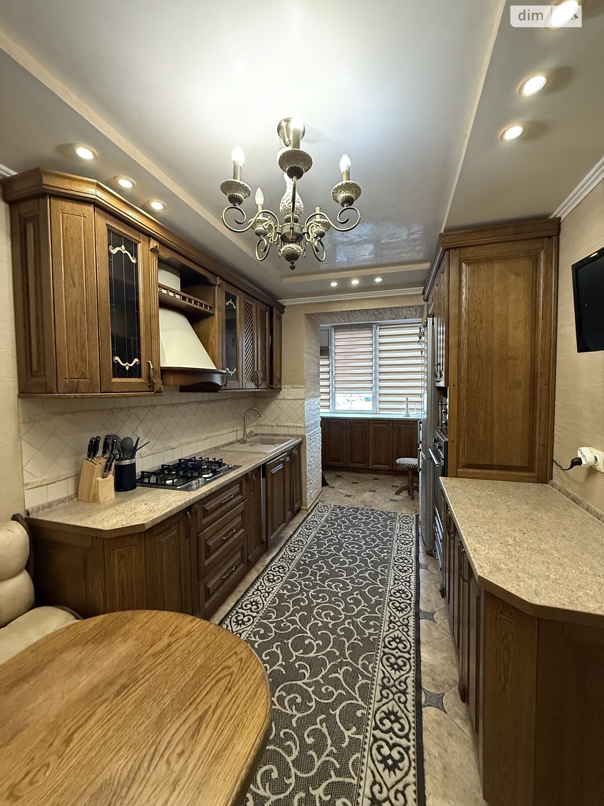 Продажа трехкомнатной квартиры в Тернополе, на ул. Владимира Лучаковского, район Дружба фото 1 Продажа трехкомнатной квартиры в Тернополе, на ул. Владимира Лучаковского, район Дружба фото 1