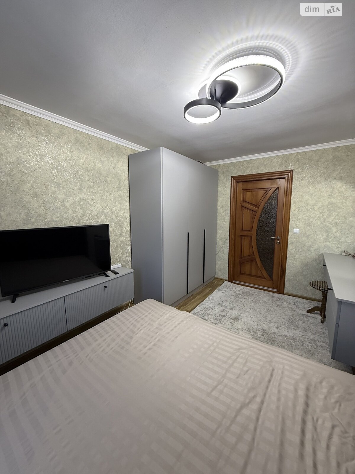 Продажа трехкомнатной квартиры в Тернополе, на ул. Владимира Лучаковского, район Дружба фото 1 Продажа трехкомнатной квартиры в Тернополе, на ул. Владимира Лучаковского, район Дружба фото 1