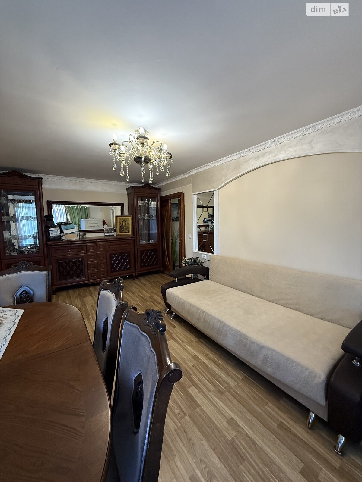 Продажа трехкомнатной квартиры в Тернополе, на ул. Владимира Лучаковского, район Дружба фото 1 Продажа трехкомнатной квартиры в Тернополе, на ул. Владимира Лучаковского, район Дружба фото 1