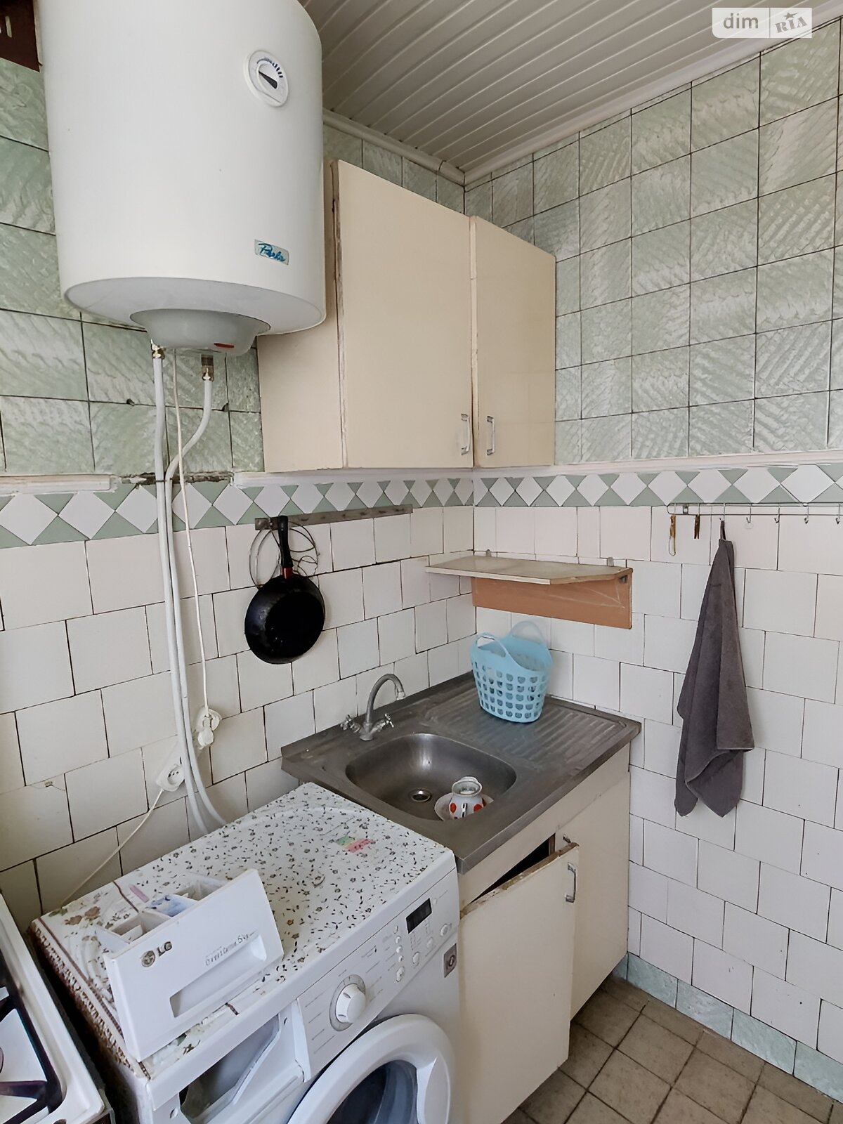 Продаж трикімнатної квартири в Тернополі, на вул. Яремчука Назарія, район Дружба фото 1 Продаж трикімнатної квартири в Тернополі, на вул. Яремчука Назарія, район Дружба фото 1
