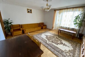 Продаж трикімнатної квартири в Тернополі, на вул. Петриківська, район Дружба фото 2