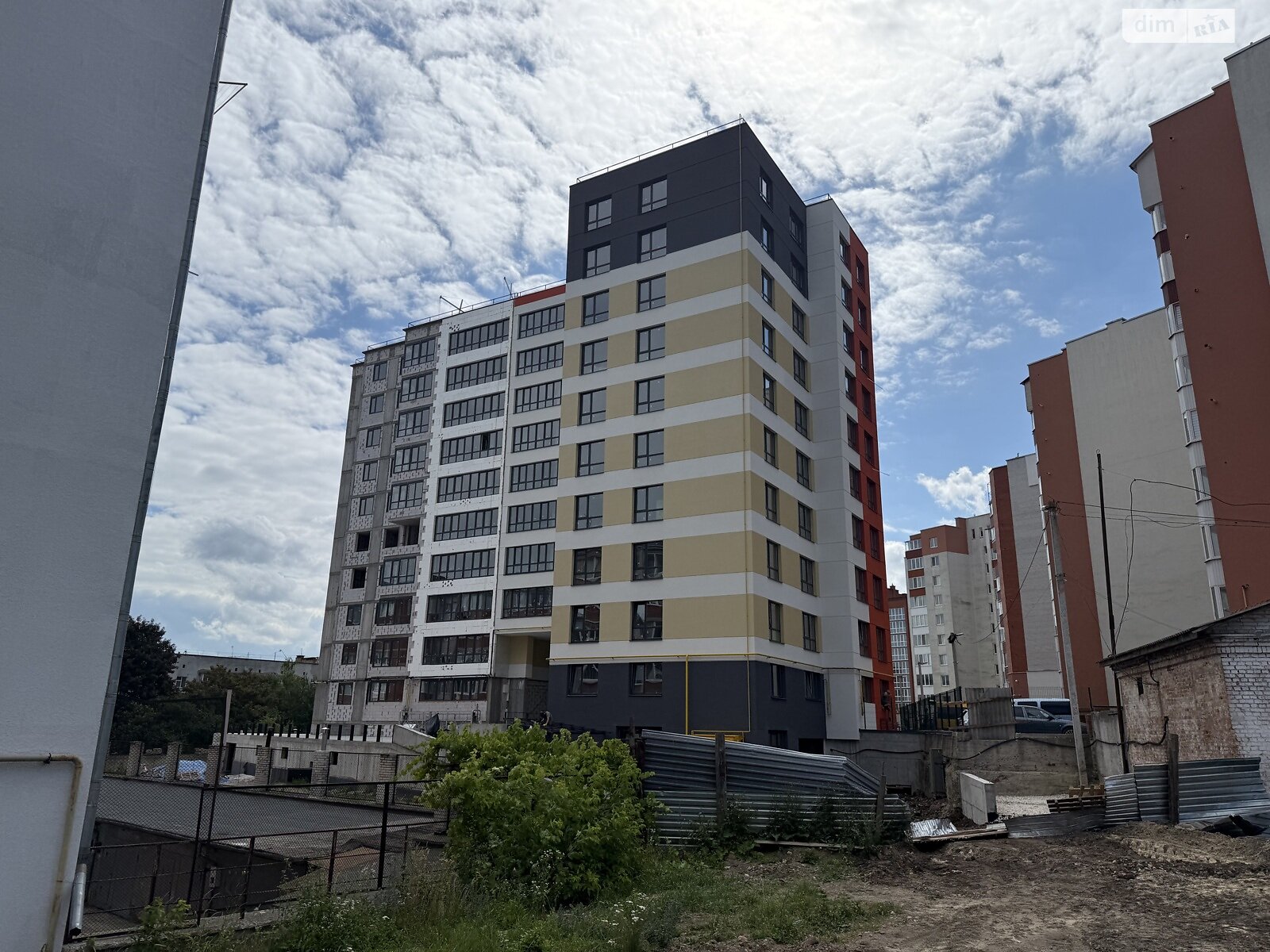 Продаж двокімнатної квартири в Тернополі, на вул. Тролейбусна, район Дружба фото 1 Продаж двокімнатної квартири в Тернополі, на вул. Тролейбусна, район Дружба фото 1