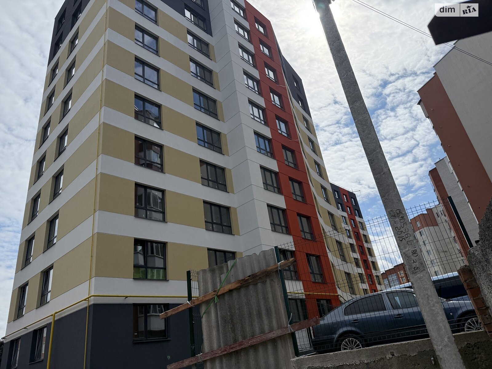 Продаж трикімнатної квартири в Тернополі, на вул. Тролейбусна, район Дружба фото 1 Продаж трикімнатної квартири в Тернополі, на вул. Тролейбусна, район Дружба фото 1