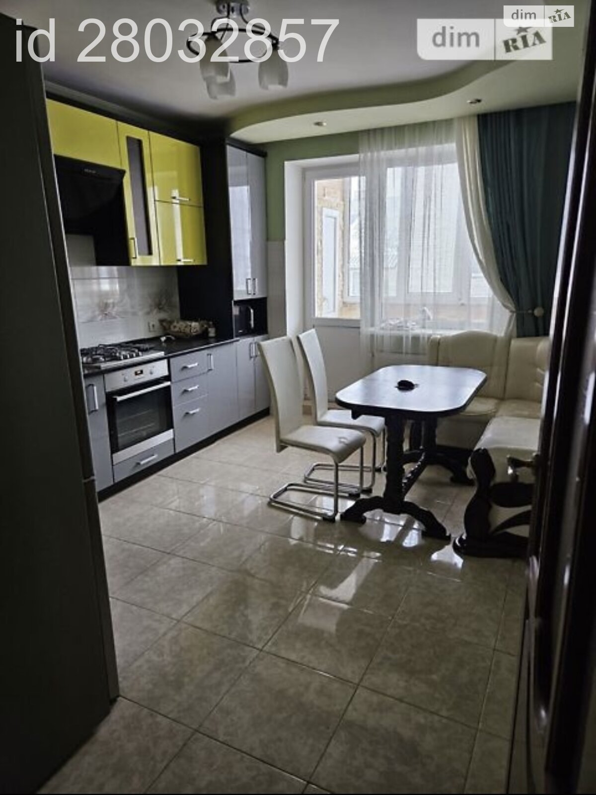 Продажа трехкомнатной квартиры в Тернополе, на ул. Микулинецкая, район Газопровод фото 1