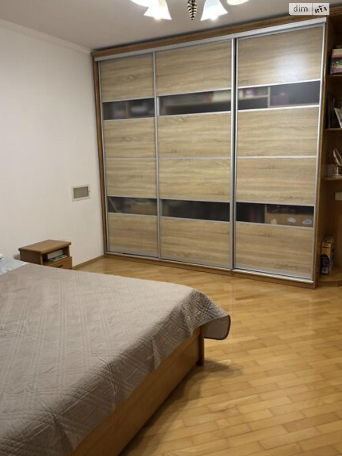 Продажа трехкомнатной квартиры в Тернополе, на ул. Микулинецкая, район Бакаиха фото 1 Продажа трехкомнатной квартиры в Тернополе, на ул. Микулинецкая, район Бакаиха фото 1