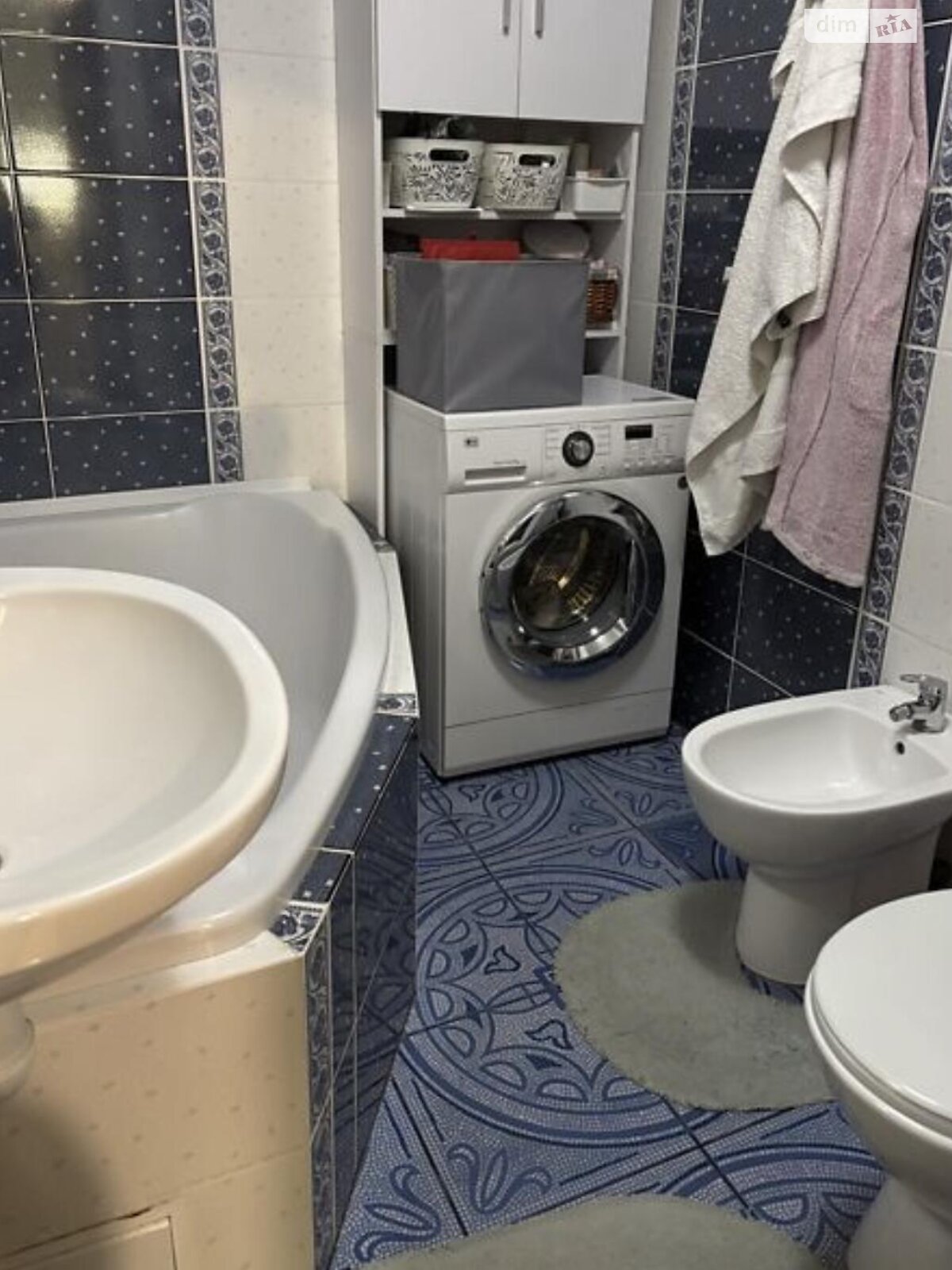 Продажа трехкомнатной квартиры в Тернополе, на ул. Микулинецкая, район Бакаиха фото 1 Продажа трехкомнатной квартиры в Тернополе, на ул. Микулинецкая, район Бакаиха фото 1