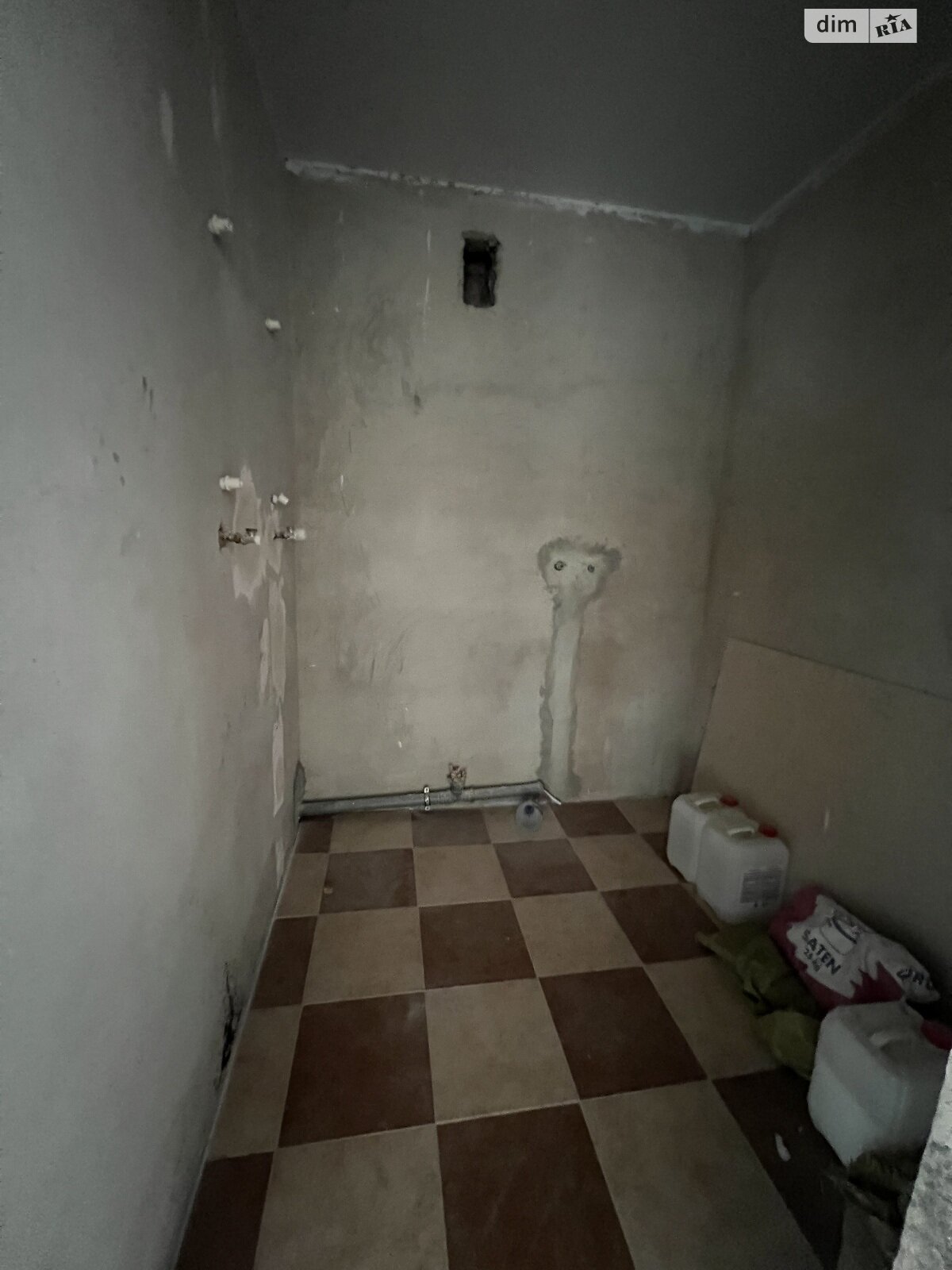 Продаж трикімнатної квартири в Тернополі, на вул. Євгена Коновальця, район Канада фото 1 Продаж трикімнатної квартири в Тернополі, на вул. Євгена Коновальця, район Канада фото 1